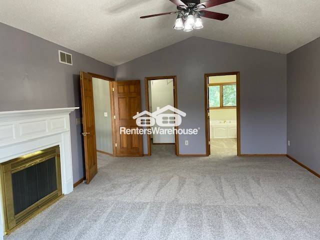 Building Photo - 9142 Cambridge Alcove