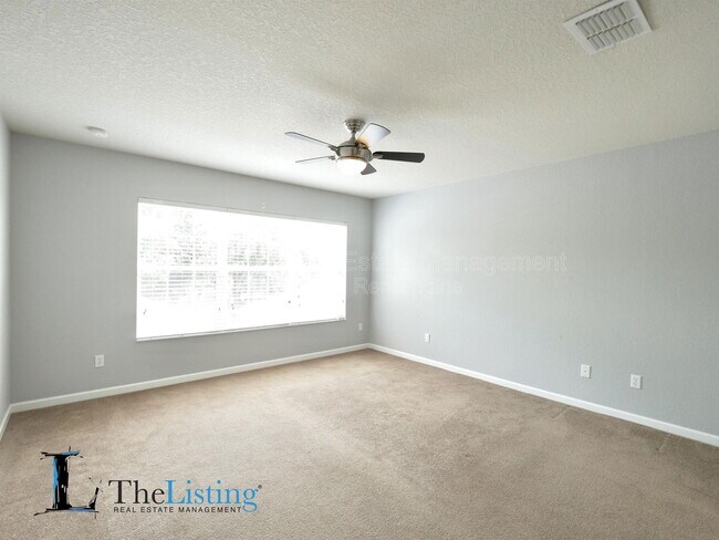 Building Photo - 12958 Vennetta Way