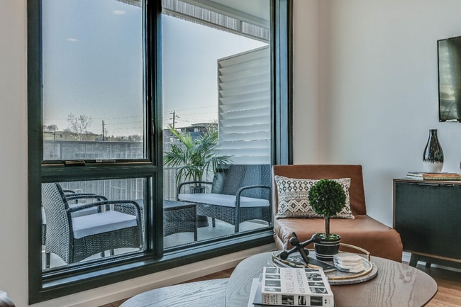 Building Photo - 920 South St