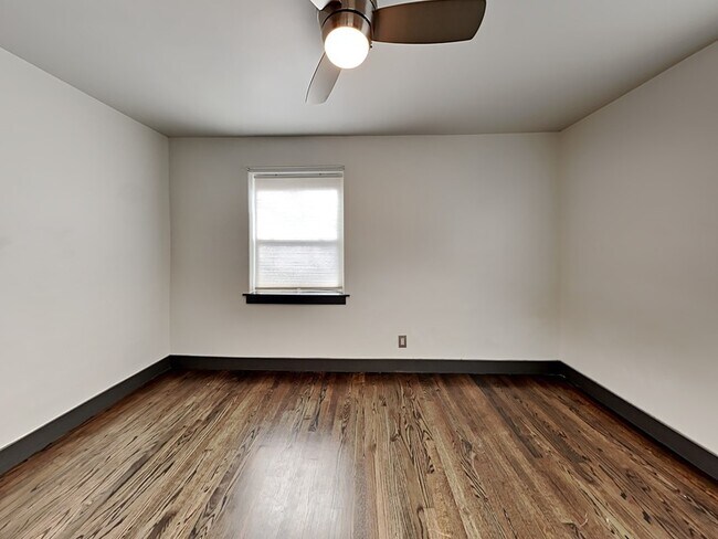 Building Photo - 2307 Cardinal Ln