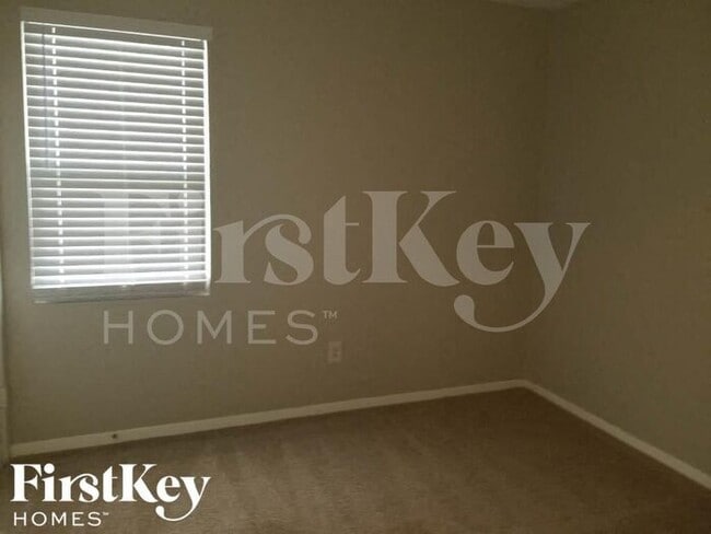 Building Photo - 1287 Mill Lake Cir