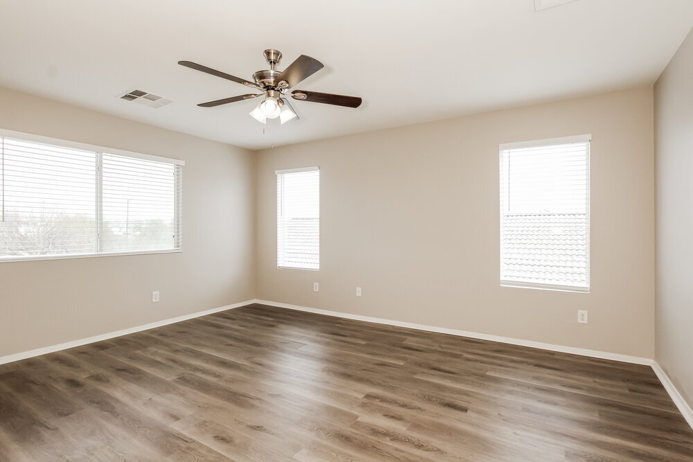 Building Photo - 1626 E Aspen Ave