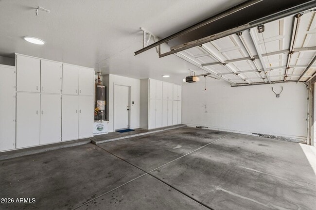 Building Photo - 6422 E Blanche Dr