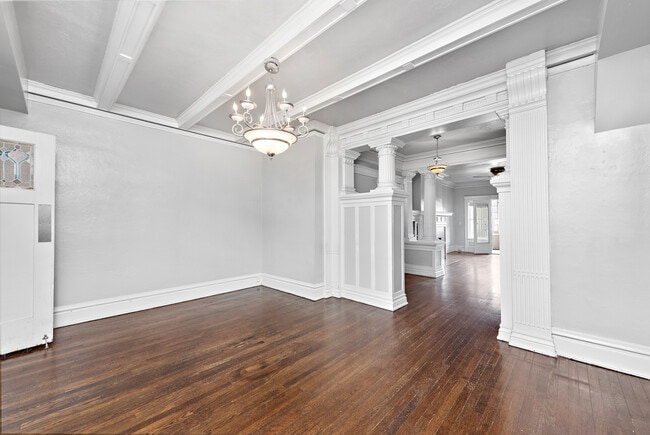 Building Photo - Chalfonte