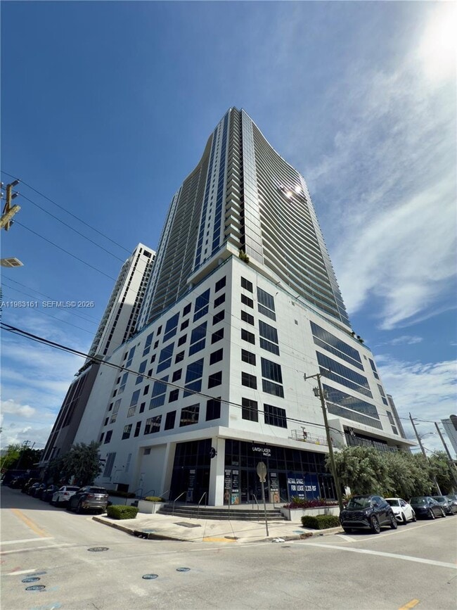 Building Photo - 1600 NE 1st Ave