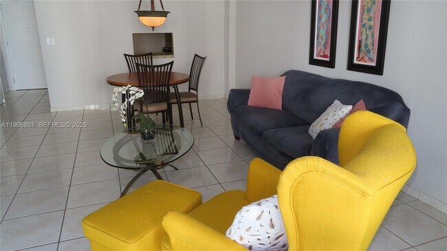 Building Photo - 5701 Collins Ave