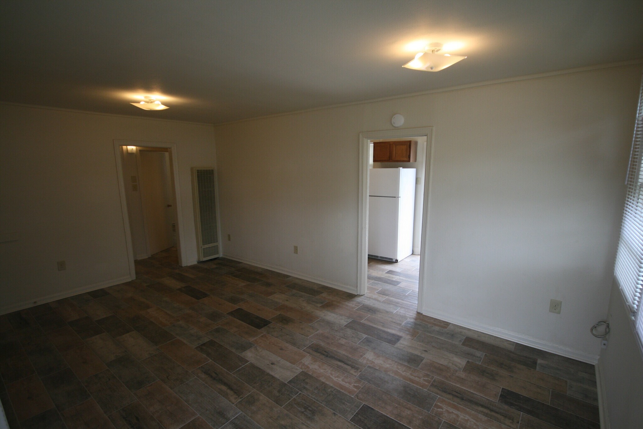Living Room - 2308 Rose Dr