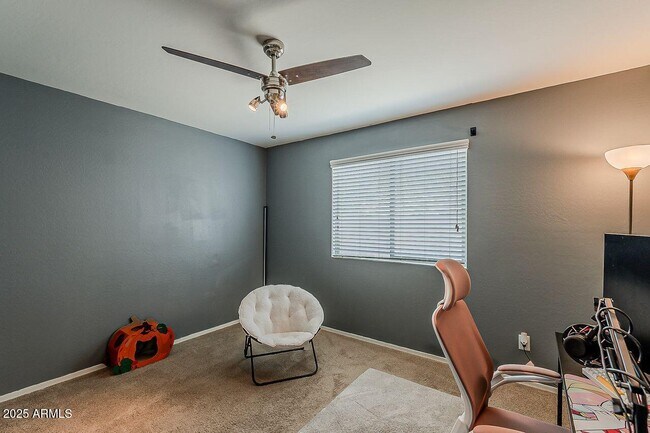 Building Photo - 8721 S 253rd Dr