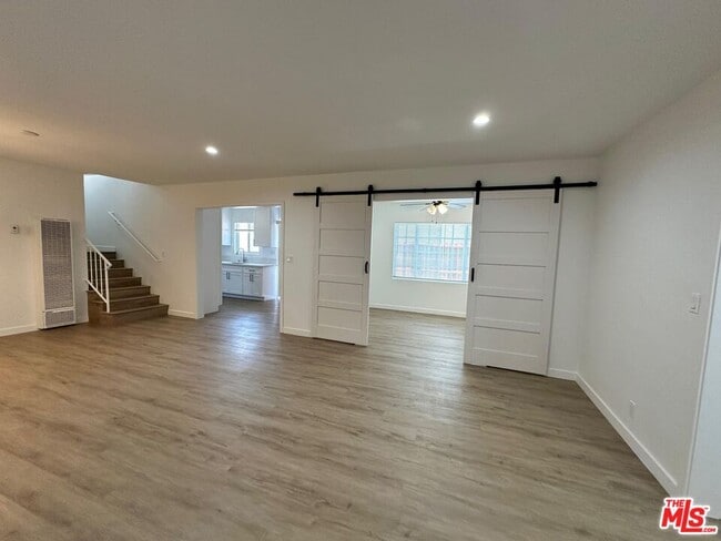 Building Photo - 7314 Variel Ave