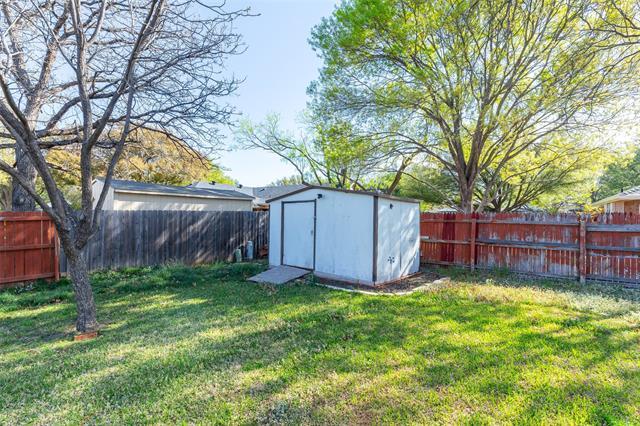 Building Photo - 682 Lytle Shores Dr