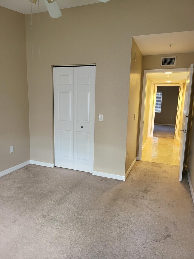 Building Photo - 8288 Key Royal Ln