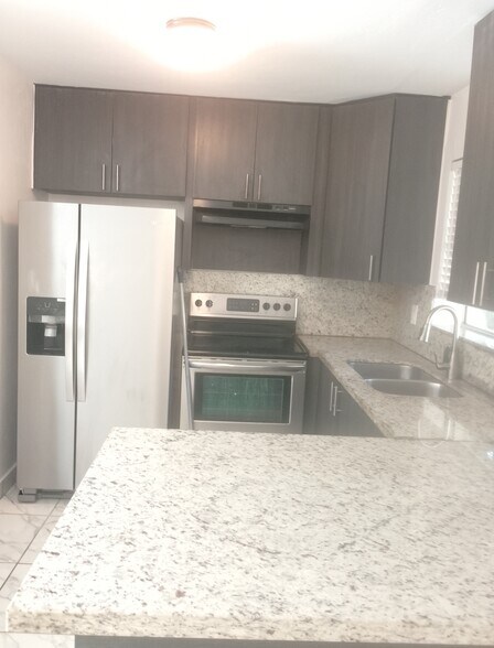 Primary Photo - 410 SE 3rd St