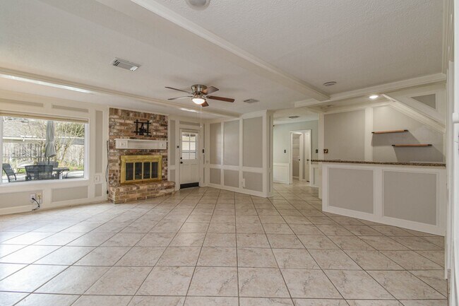 Building Photo - 12610 Ivyforest Dr