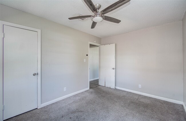 Building Photo - 1913 2nd Ave N