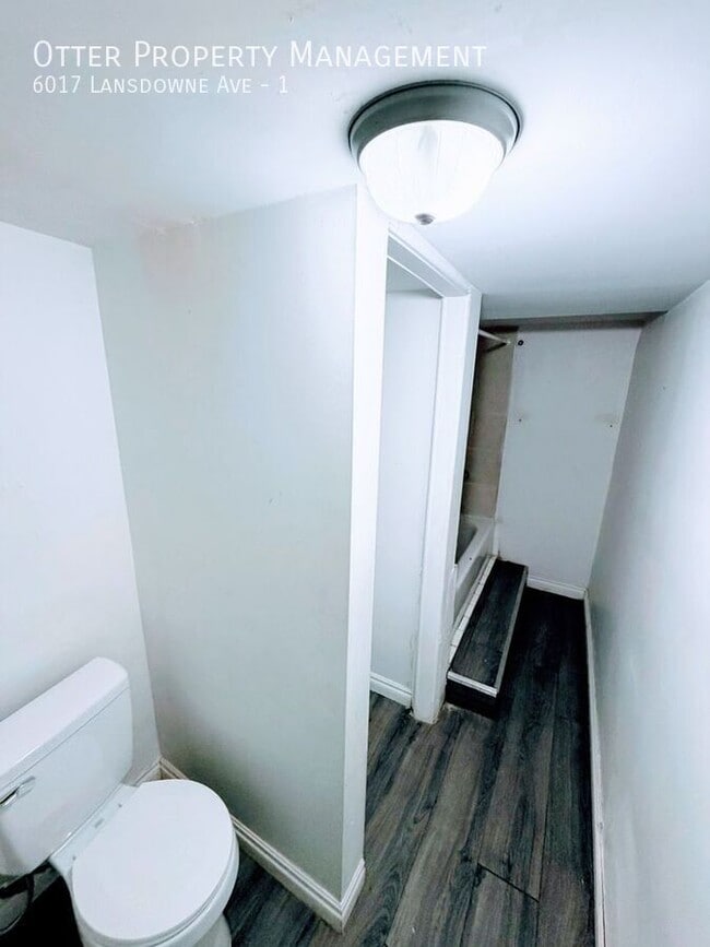 Building Photo - 6017 Lansdowne Ave