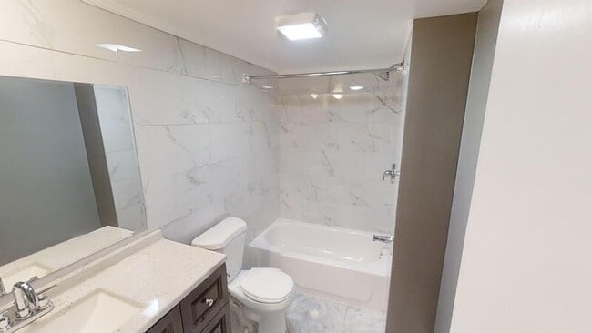 Building Photo - 2 N Normal St