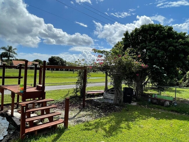 Building Photo - 5628 Pebble Brook Ln