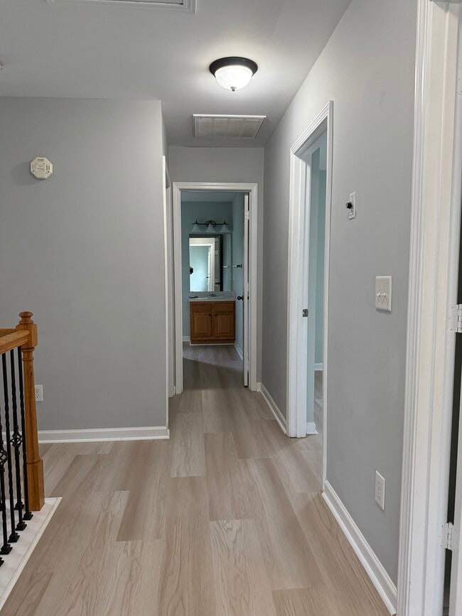 Building Photo - 5237 Meryton Park Way