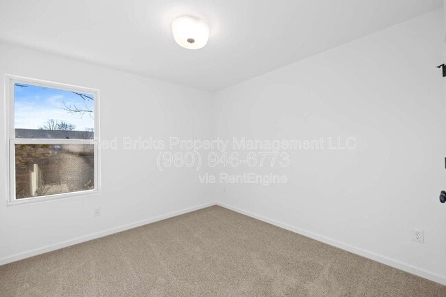 Building Photo - 11027 Pagebrook Ln