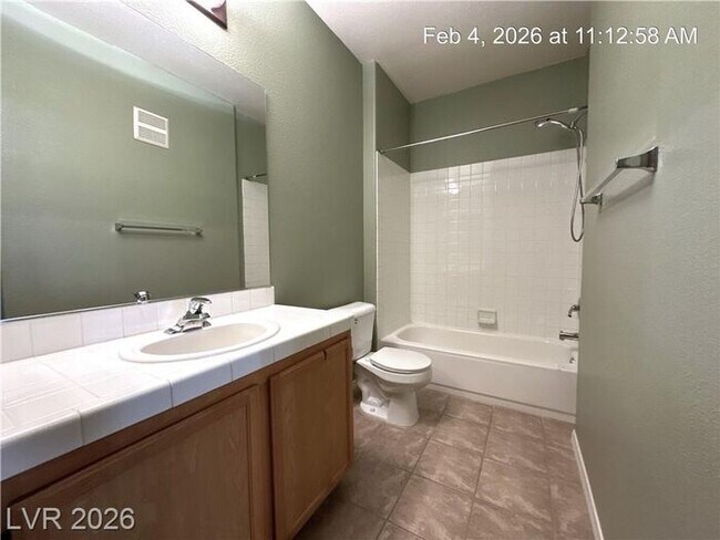 Building Photo - 1ST FLOOR UNIT IN POPULAR SILVERADO RANCH COMMUNITY!