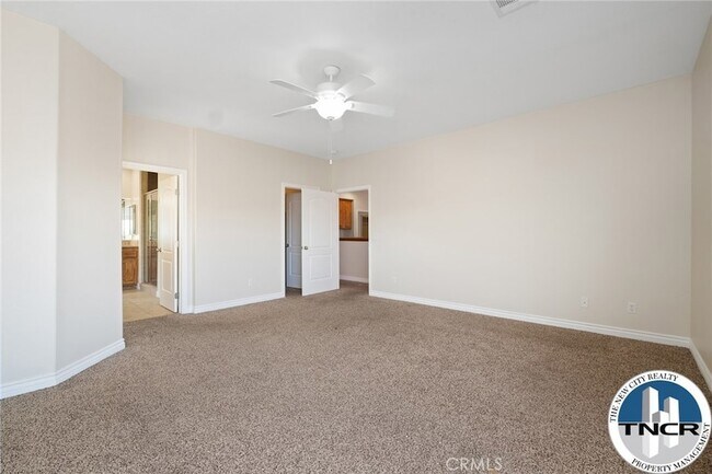 Building Photo - 17998 Vista Point Dr