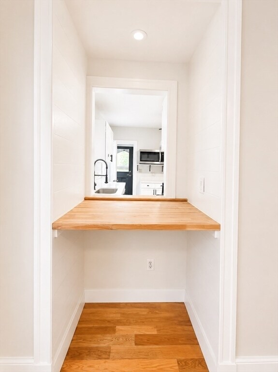 Building Photo - 48 Shawmut St