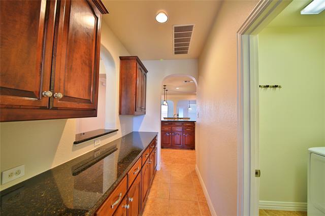Building Photo - 778 Fall River Dr