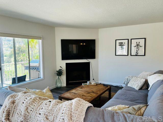 Building Photo - 2520 Navarra Dr