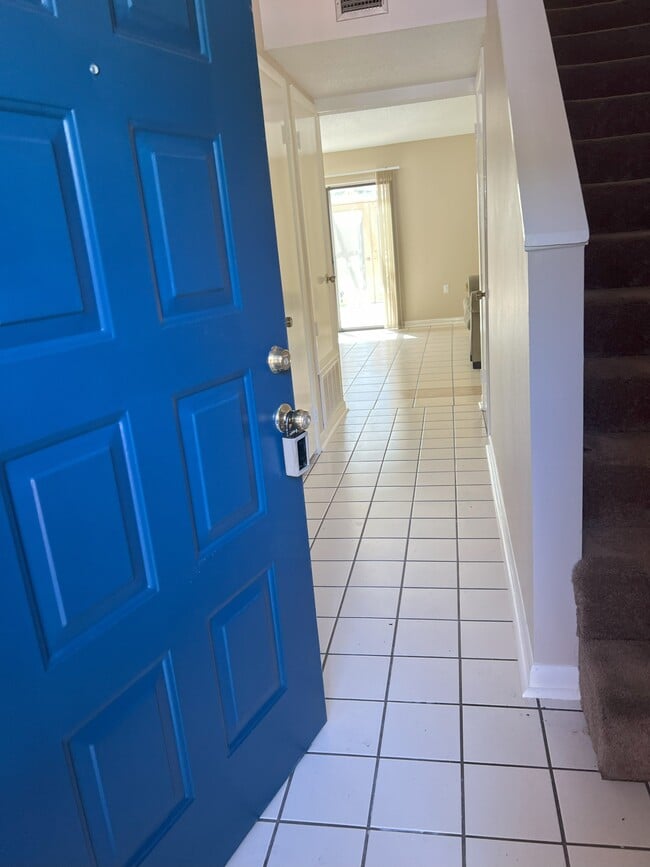 Building Photo - 118 Opp Blvd NE