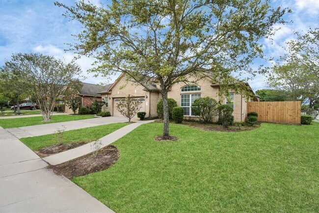 Building Photo - 6727 Oakman Ln