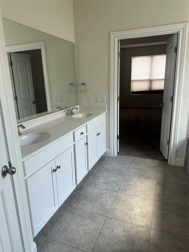 Building Photo - 4313 Promontory Point Trail