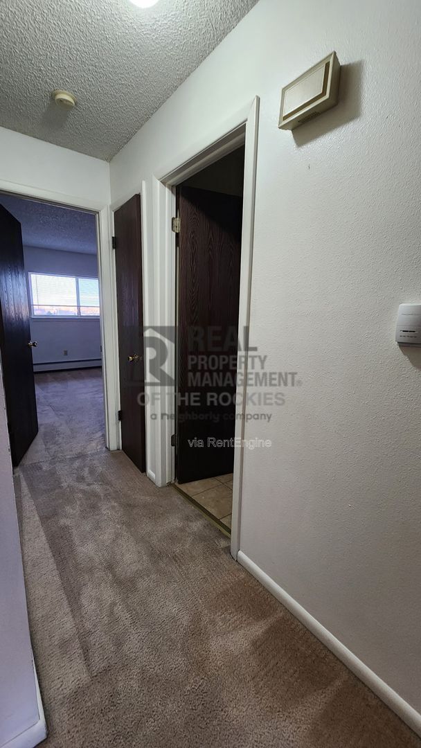 Building Photo - 5301 E 12th St