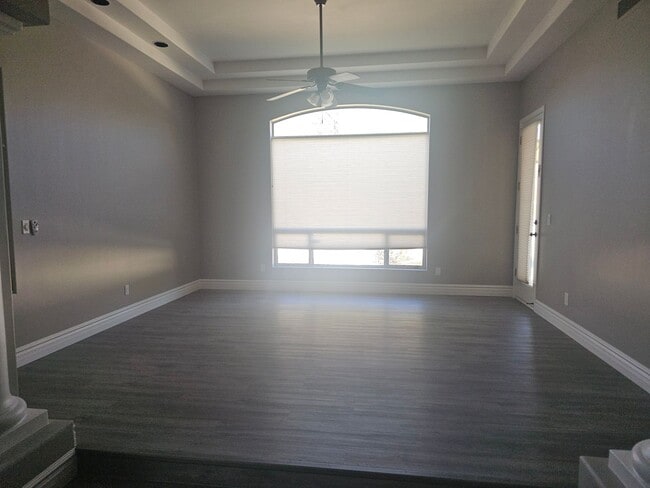 Building Photo - 4 bd 2.5 bth north east scottsdale home with pool