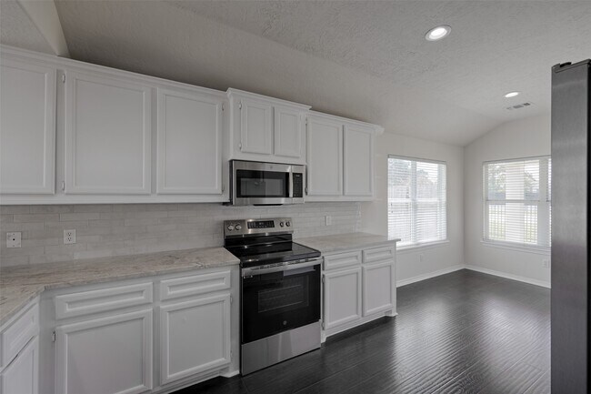 Building Photo - 14605 Ophiuchus Ct