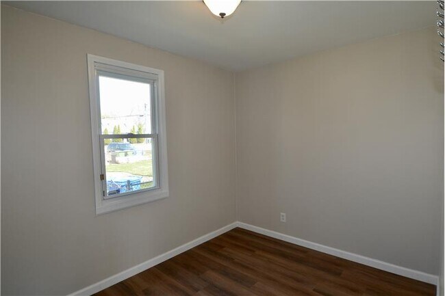 Building Photo - 13 Massachusetts Ave