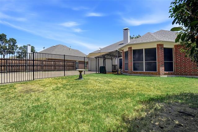 Building Photo - 1602 Meadow Park Dr