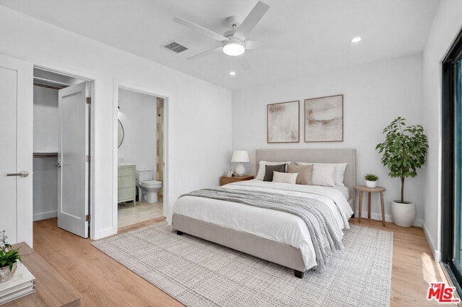 Building Photo - 616 N Vista St