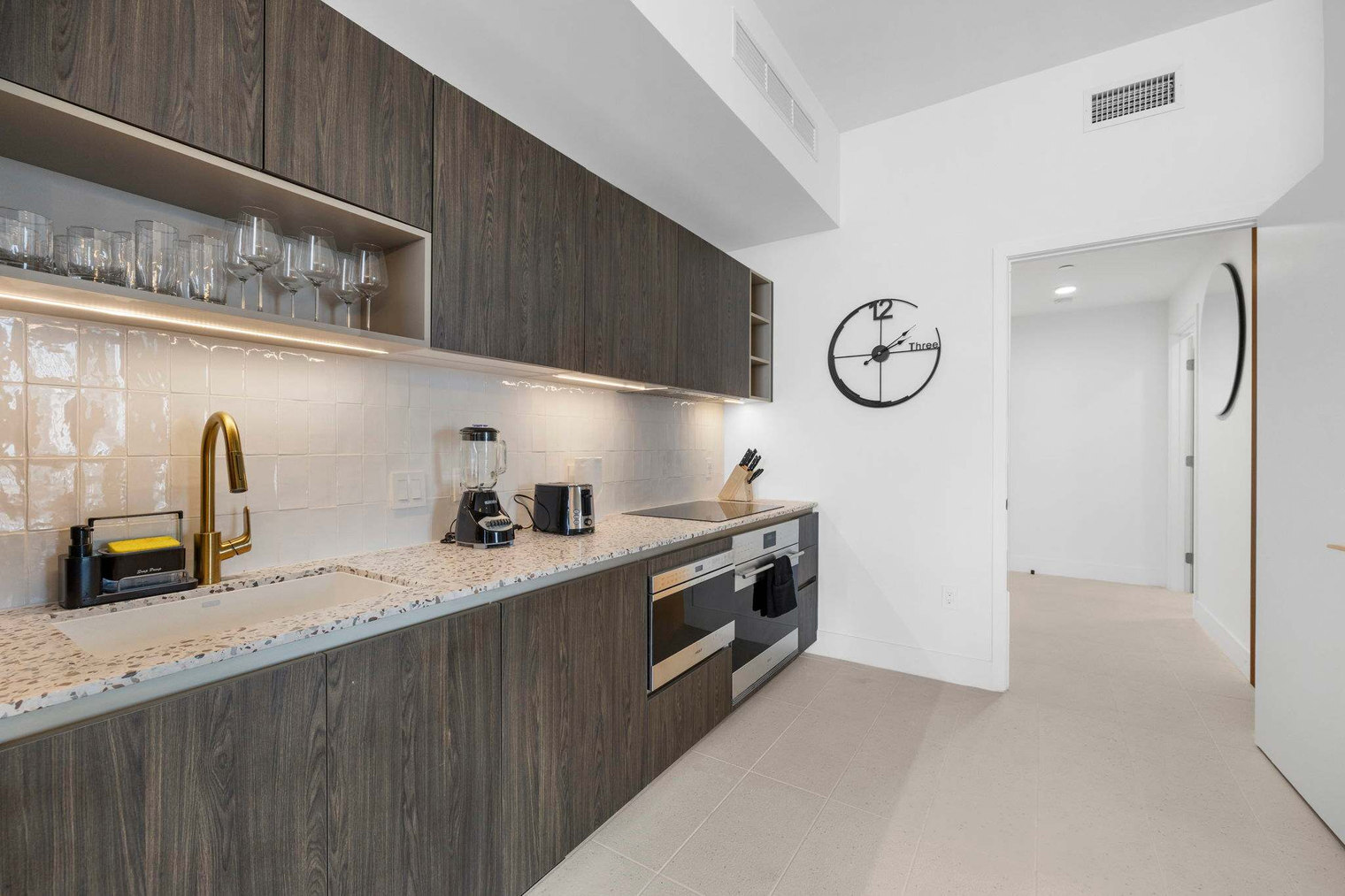 Building Photo - 159 NE 6th St