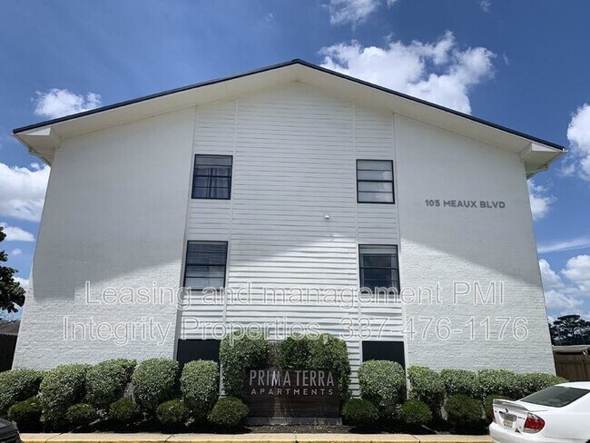 Building Photo - 105 Meaux Blvd Apt 9