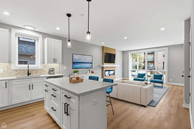 Building Photo - 2718 Budd St