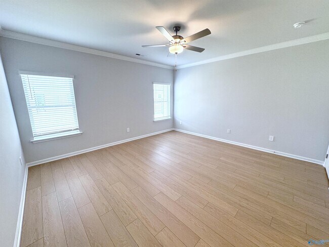 Building Photo - 6065 Gardner Maples Dr SE