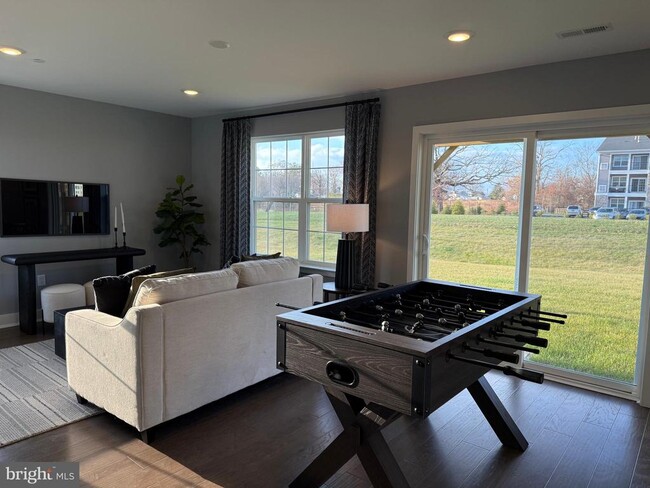 Building Photo - 113 FRED CLARK Dr