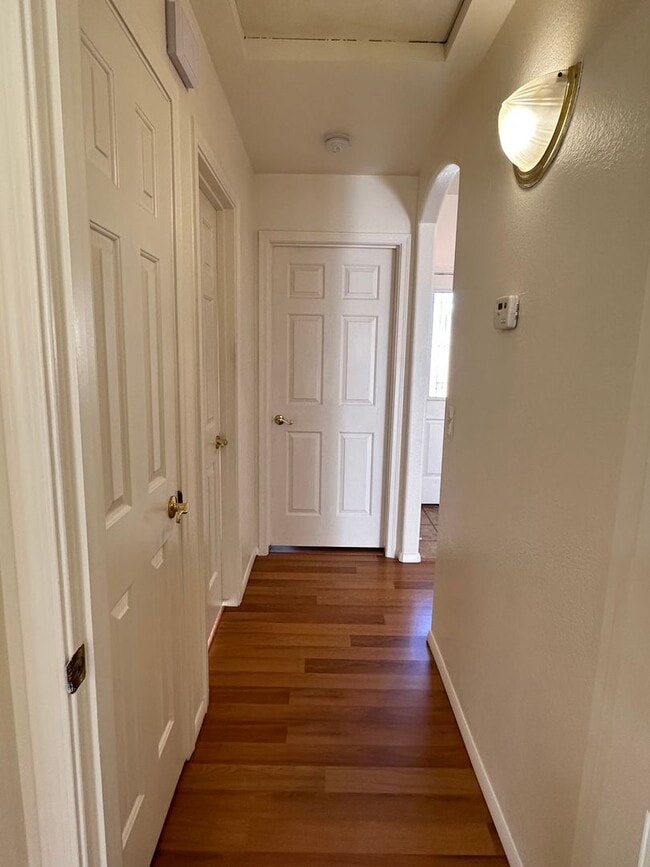 Building Photo - Great 3 Bedroom, 2 Bath Home Centrally located in Kingman!