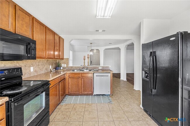 Building Photo - 113 W Gemini Ln