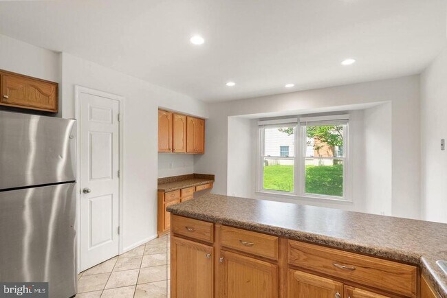 Building Photo - 8902 Huxley Ct