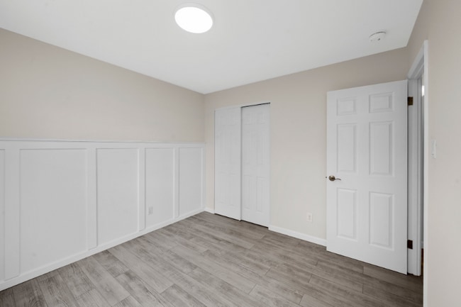 Building Photo - 383 Messina Dr