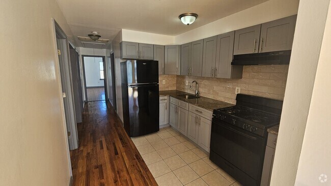 Building Photo - 88 Brown Pl