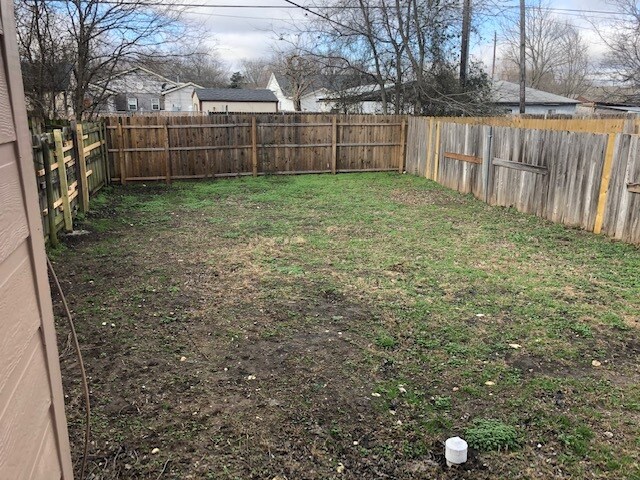 Building Photo - 1012 N Brents Ave