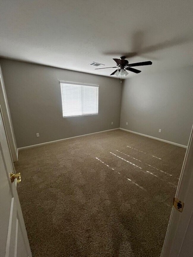 Building Photo - 6504 Nichelini Ct