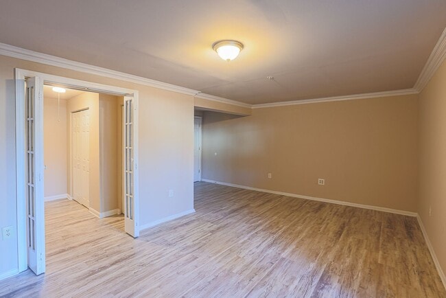 Building Photo - 1237 Splashing Brook Dr